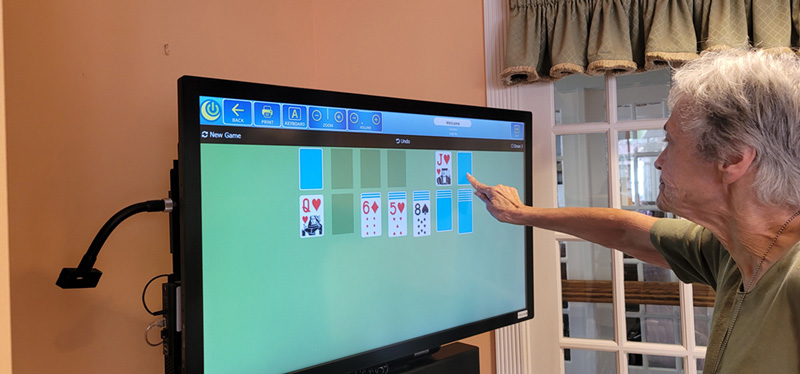 Resident playing memory improvement game